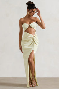 Cancun™ | Εcru strapless maxi φόρεμα με κοψίματα και στροφή